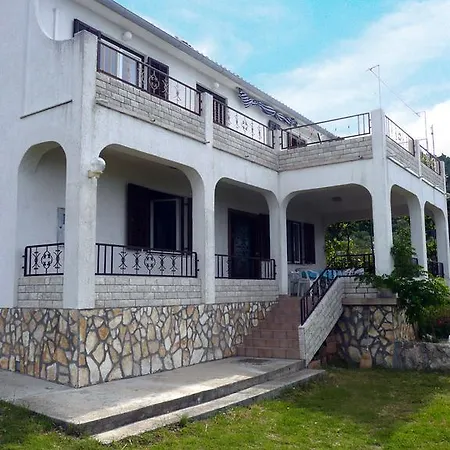 In Rab/insel Rab 16490 Apartman Mundanije