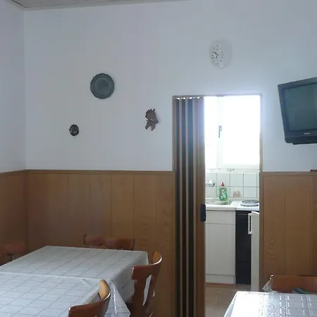 Apartman In Rab/insel Rab 16490 *